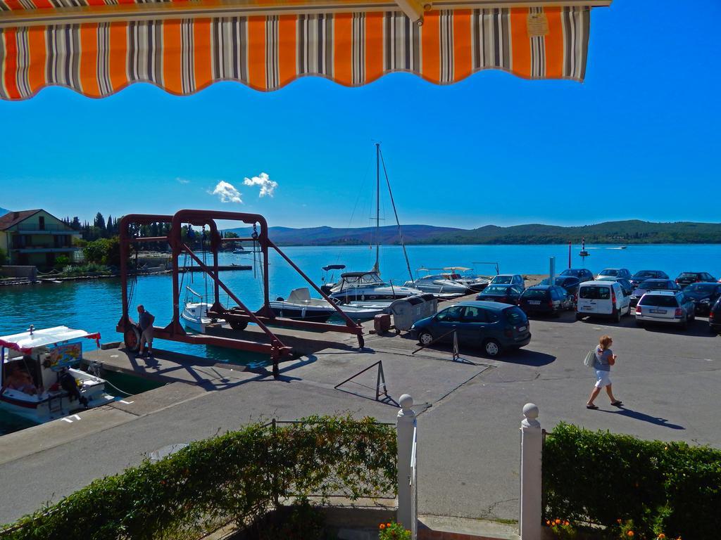 Apartmani Sindik Tivat Extérieur photo
